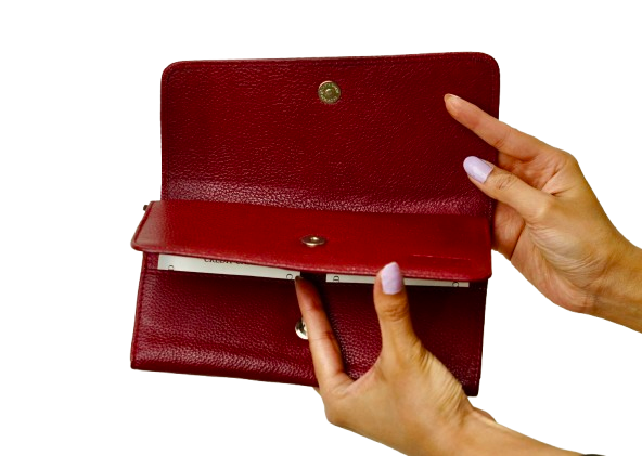 Komacat Leather Ladies’ Envelope Clutch | Trendy Lock Closure