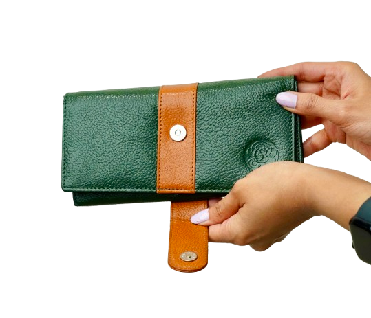 Komacat Leather Ladies’ Envelope Clutch | Snap Button Lock