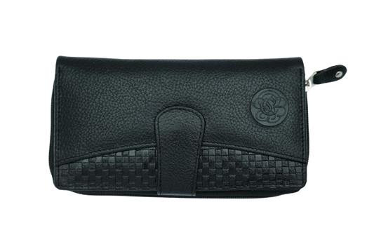 Komacat Leather Ladies’ Modern Clutch | Elegant Design